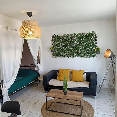 Couturier Lovely Appartement Proche Centre Ville Reims Zewnętrze zdjęcie