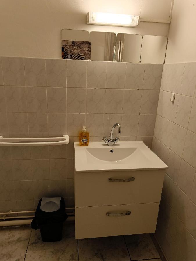 Couturier Lovely Appartement Proche Centre Ville Reims Zewnętrze zdjęcie